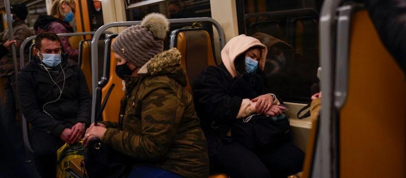 Βέλγιο: Οι αρχές συνιστούν να μην χρησιμοποιούν οι πολίτες τις υφασμάτινες μάσκες που διένειμε δωρεάν η κυβέρνηση